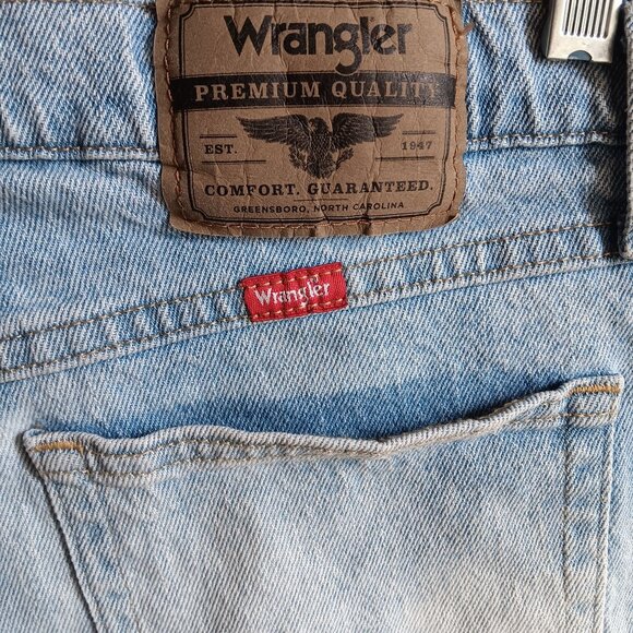 Men's Shorts 32W Vintage Wrangler Bleached Distressed Denim Cutoff Frayed Hem - Picture 5 of 6